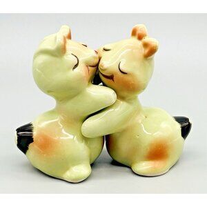 Van Tellingen Salt Pepper Shakers Bunny Hugging Vintage Kitchen Home Decor 3.5"
